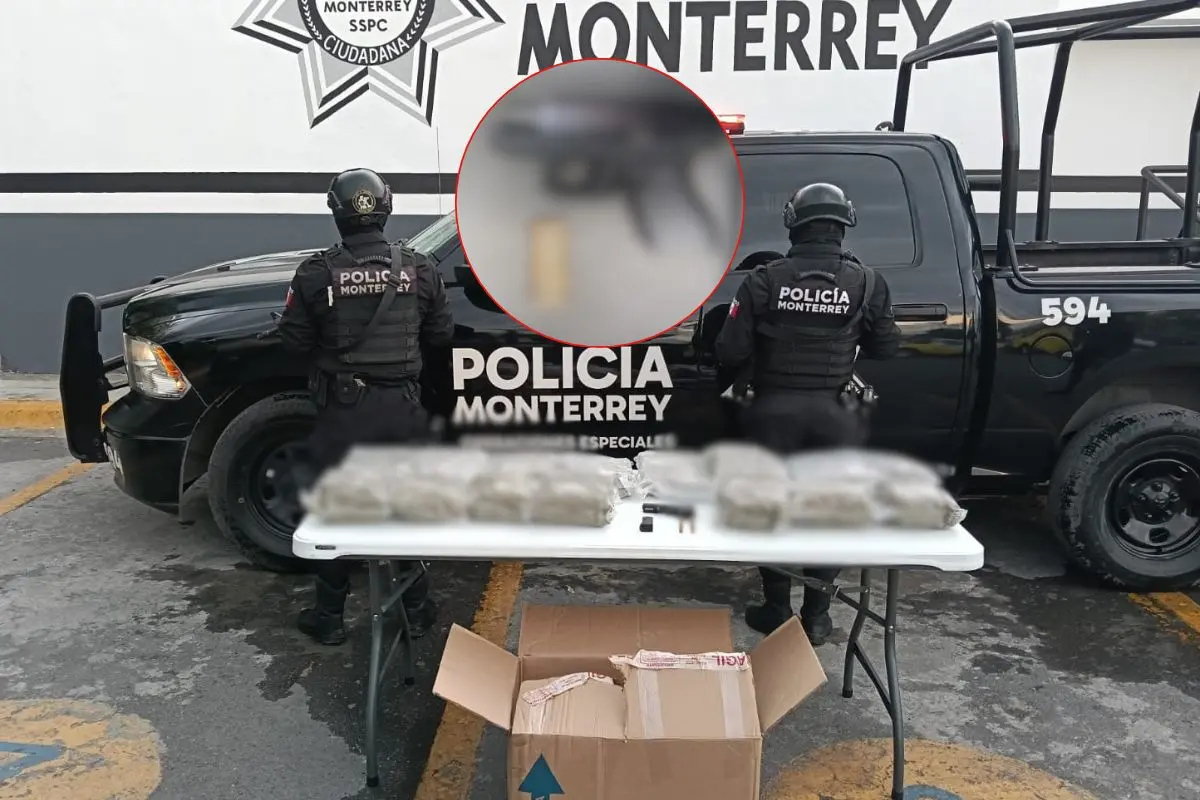 Policías en resguardo de lo decomisado Foto: Gobierno de Monterrey