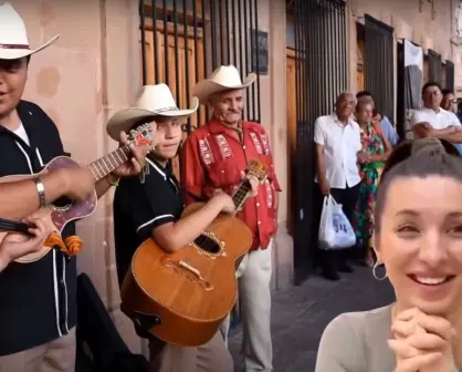 VIDEO | Rusa humilla a músicos en la CDMX y el momento se hace viral