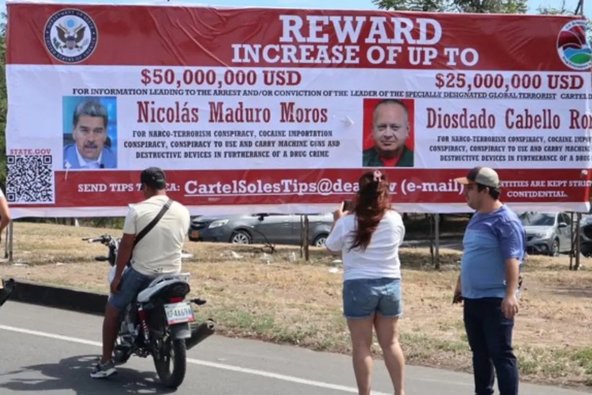 Lona de Nicolás Maduro y Diosdado Cabello Foto: X(Twitter) @GARCIPAVON