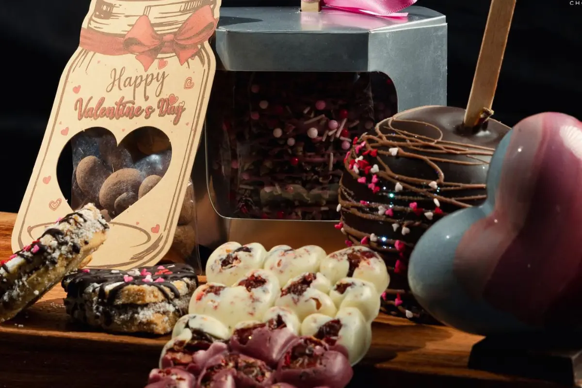 Conoce la historia de Choco Loquera, la chocolatera artesanal pionera en Tamaulipas que ofrece chocolates saludables y veganos. Descubre más aquí.