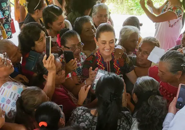 Claudia Sheinbaum rechaza regalo de exgobernador de Guerrero: no recibo regalos de ellos | VIDEO