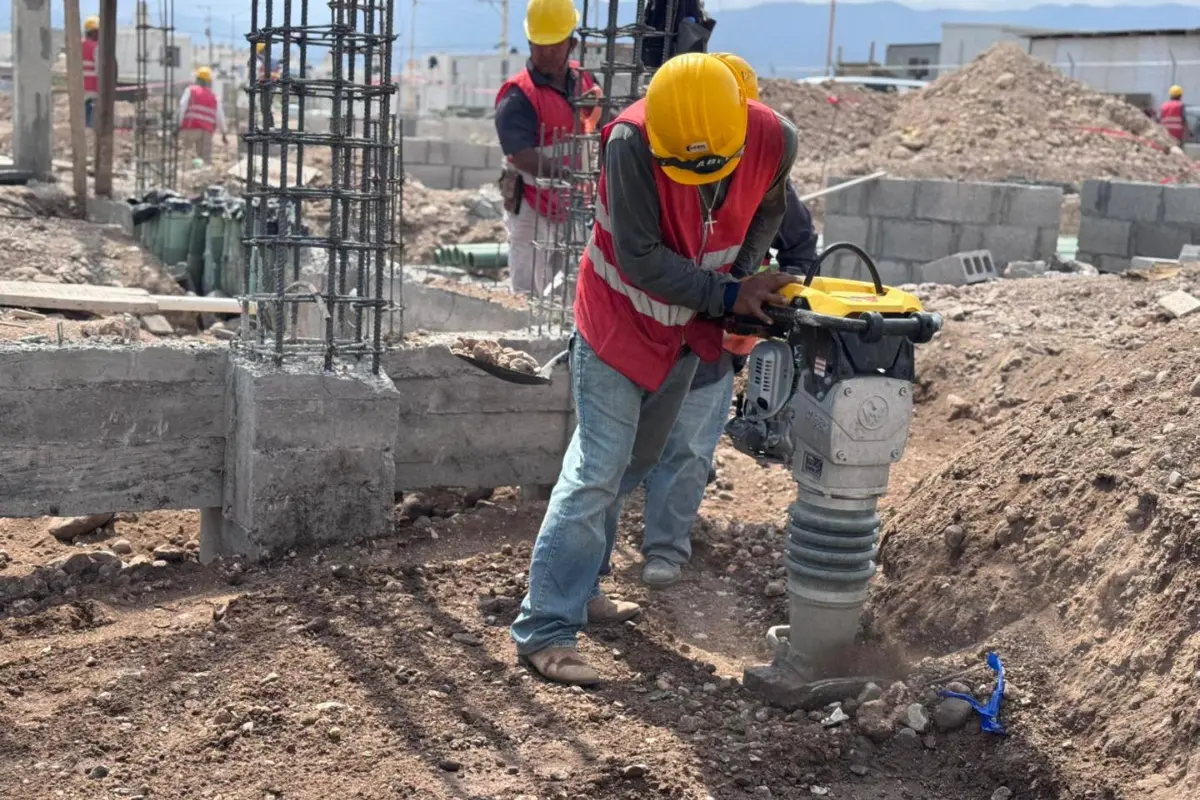 Aún faltan por licitar alrededor de mil 500 millones de pesos en obra | Foto: SOP