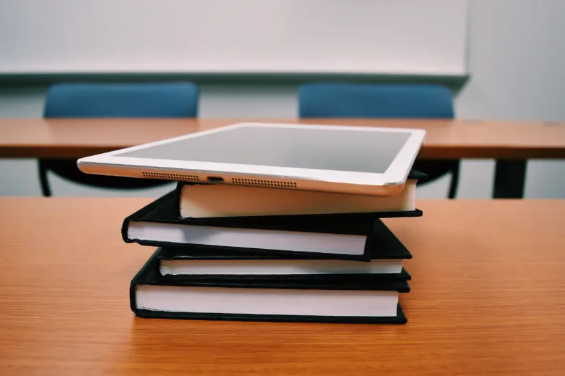 Te presentamos las tablets más destacadas según la Profeco para que tomes una decisión familiar y económica acertada. Foto: Canva