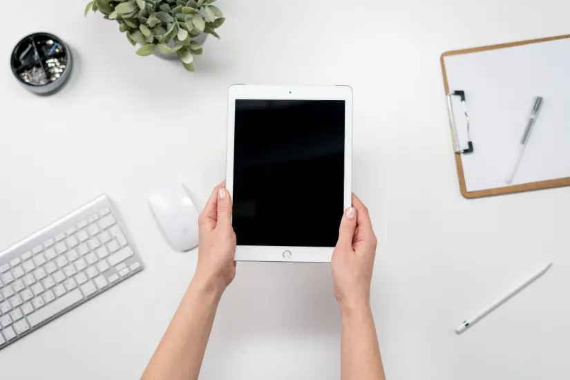 Conoce las tablets recomendadas por la Profeco para hacer la mejor elección sin afectar tu economía. Foto: Canva