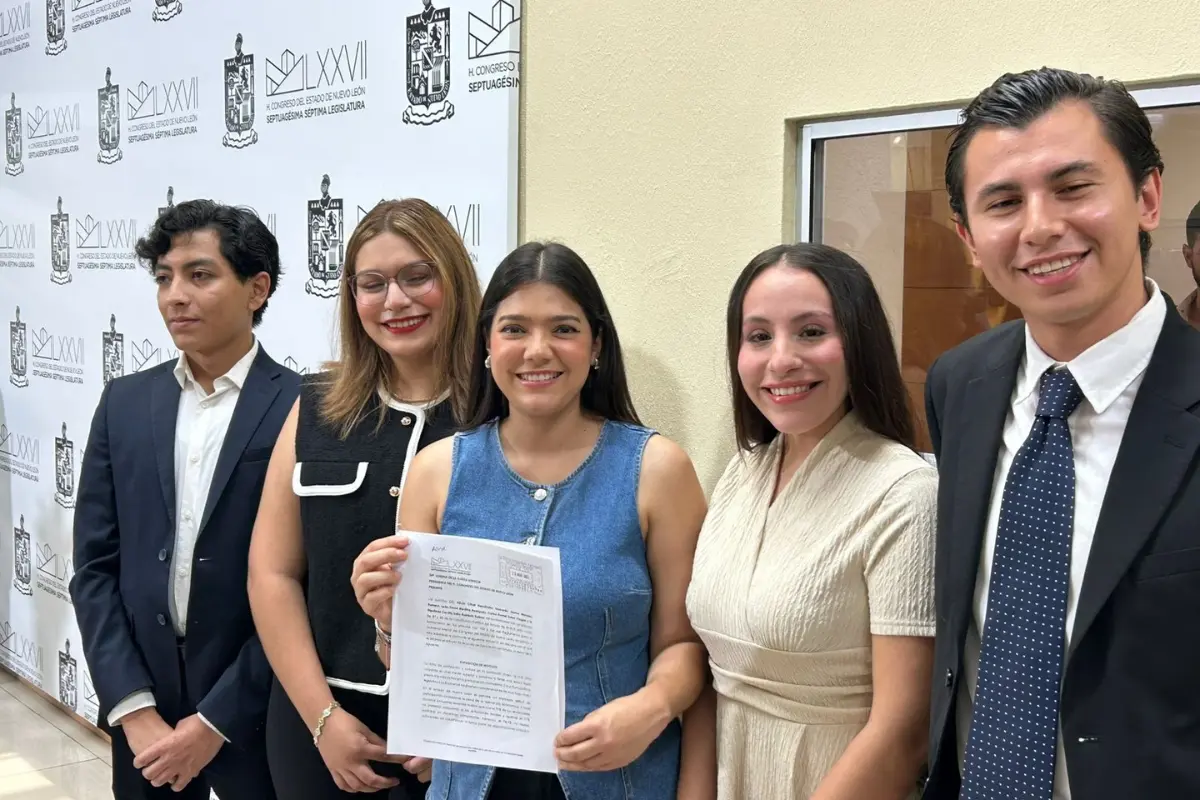 Estudiantes de la Facultad de Ciencias Políticas y Relaciones Internacionales de la UANL. Foto: Diego Ovalle