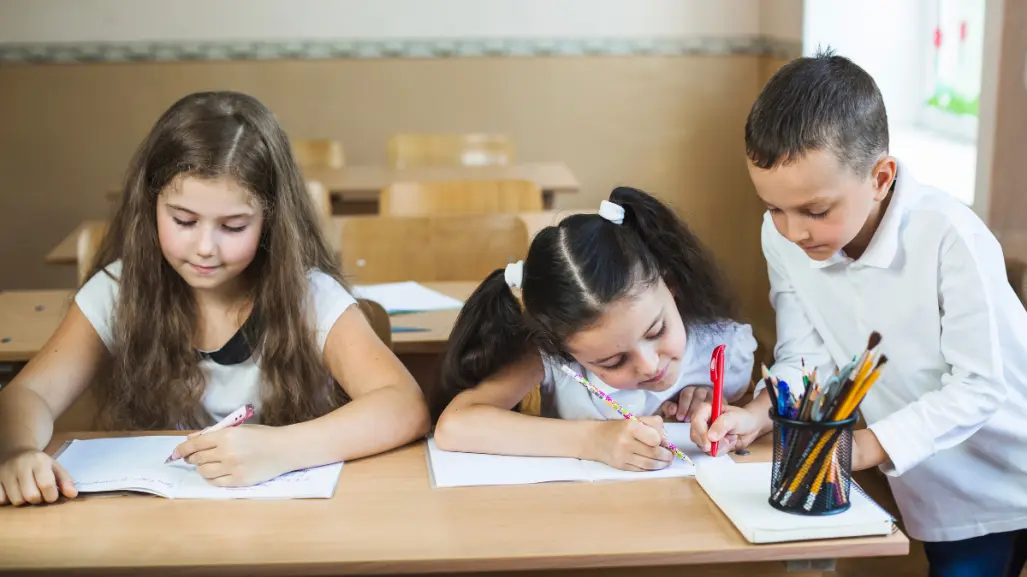¿Quiénes puede solicitar una beca avanza para escuelas públicas en Tamaulipas?