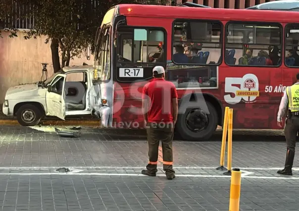 VIDEO | Choque de la Ruta 17 contra camioneta en Monterrey deja seis heridos