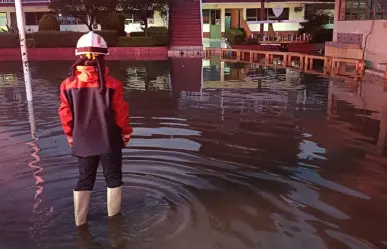 FOTOS | Lluvias intensas en Edomex desbordan río en Ocoyoacac; reportan casas y calles afectadas