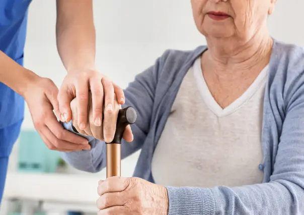 Esta enfermedad es incurable, causa temblores y tiene casi 200 pacientes nuevos en Durango en 2025