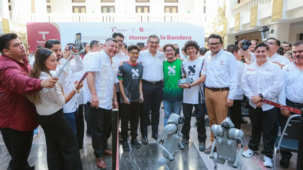 Alumnos de robótica en Tamaulipas se unen al trend Ojitos Mentirosos