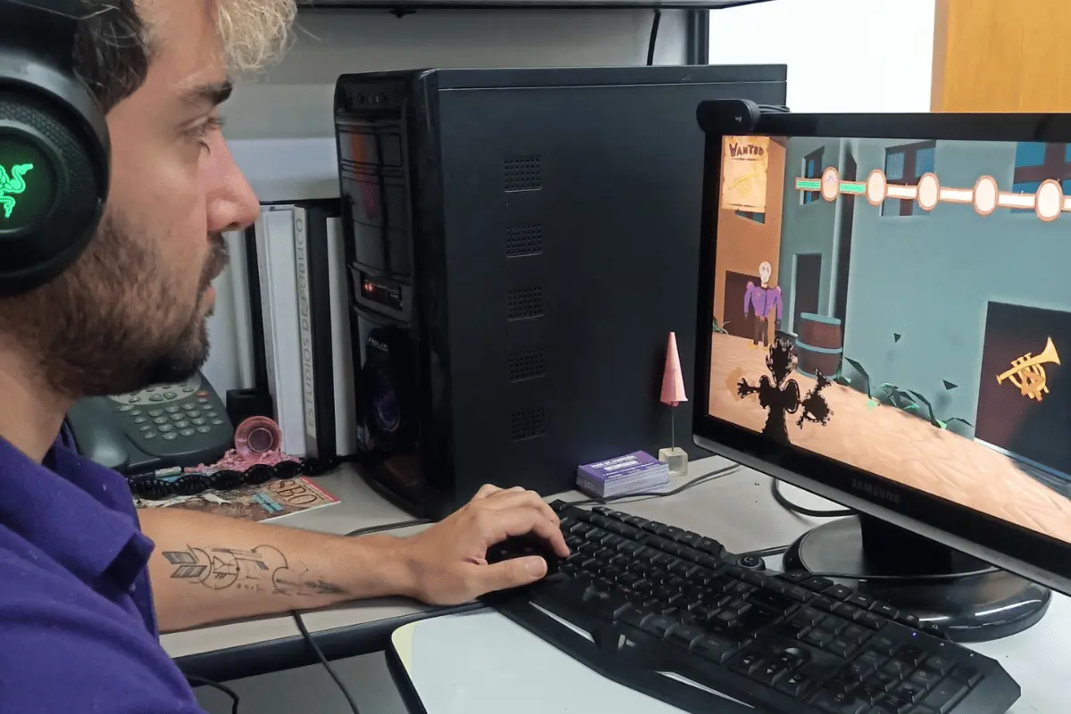 Estos juegos proponen una manera distinta de aprender historia que fomentan la colaboración, el intercambio de ideas y la construcción de comunidad entre personas con intereses comunes. Foto: Vianca Treviño/POSTA.