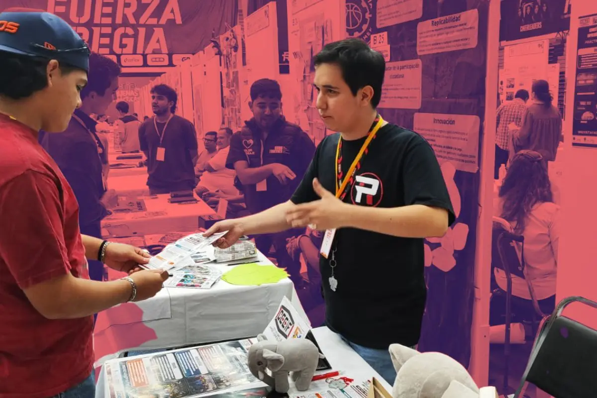 Estudiantes de FACPYA en la feria de buenas prácticas de participación NL 2025 Foto: pagina oficial de FACPYA