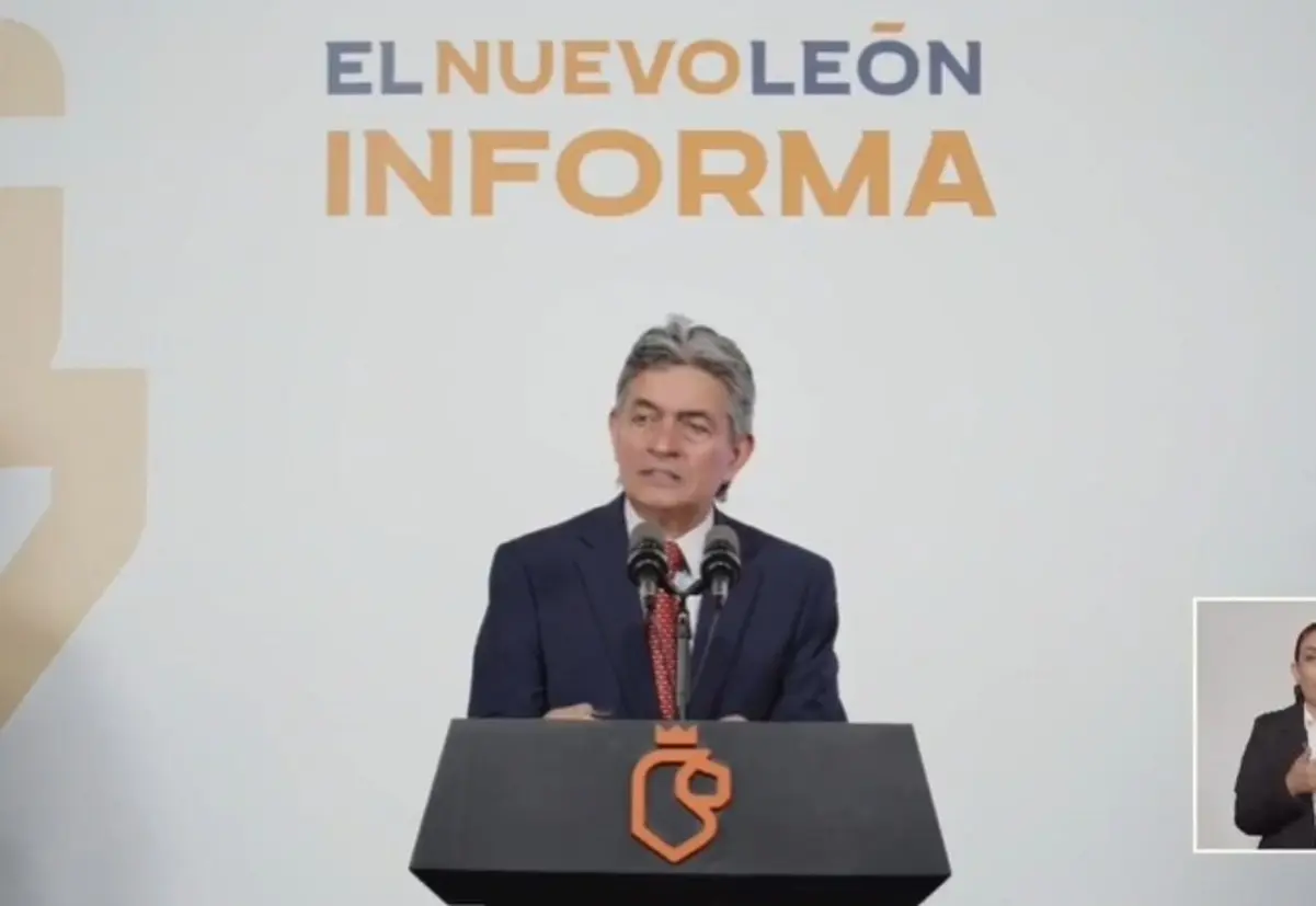 Juan Paura, secretario de Educación de Nuevo León, al presentar los planes para el regreso a clases de Nuevo León. Foto: Gobierno de Nuevo León.