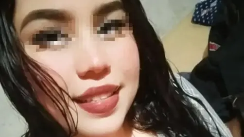 VIDEO | Madre golpea a su hijo con cinto en la cara y es denunciada