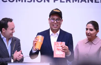 Néstor Camarillo Medina se suma a MC tras abandonar la dirigencia del PRI en Puebla