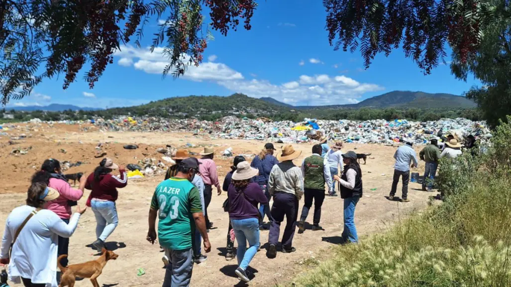 Clausuran tiradero clandestino en Otumba tras denuncias de vecinos por riesgo a la salud