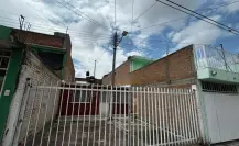 ¿Postes de CFE en viviendas de Durango? Son varias y están dentro de la ciudad