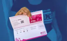 Adrián de la Garza inicia entrega de la Tarjeta Regia Plus en la zona norte de Monterrey