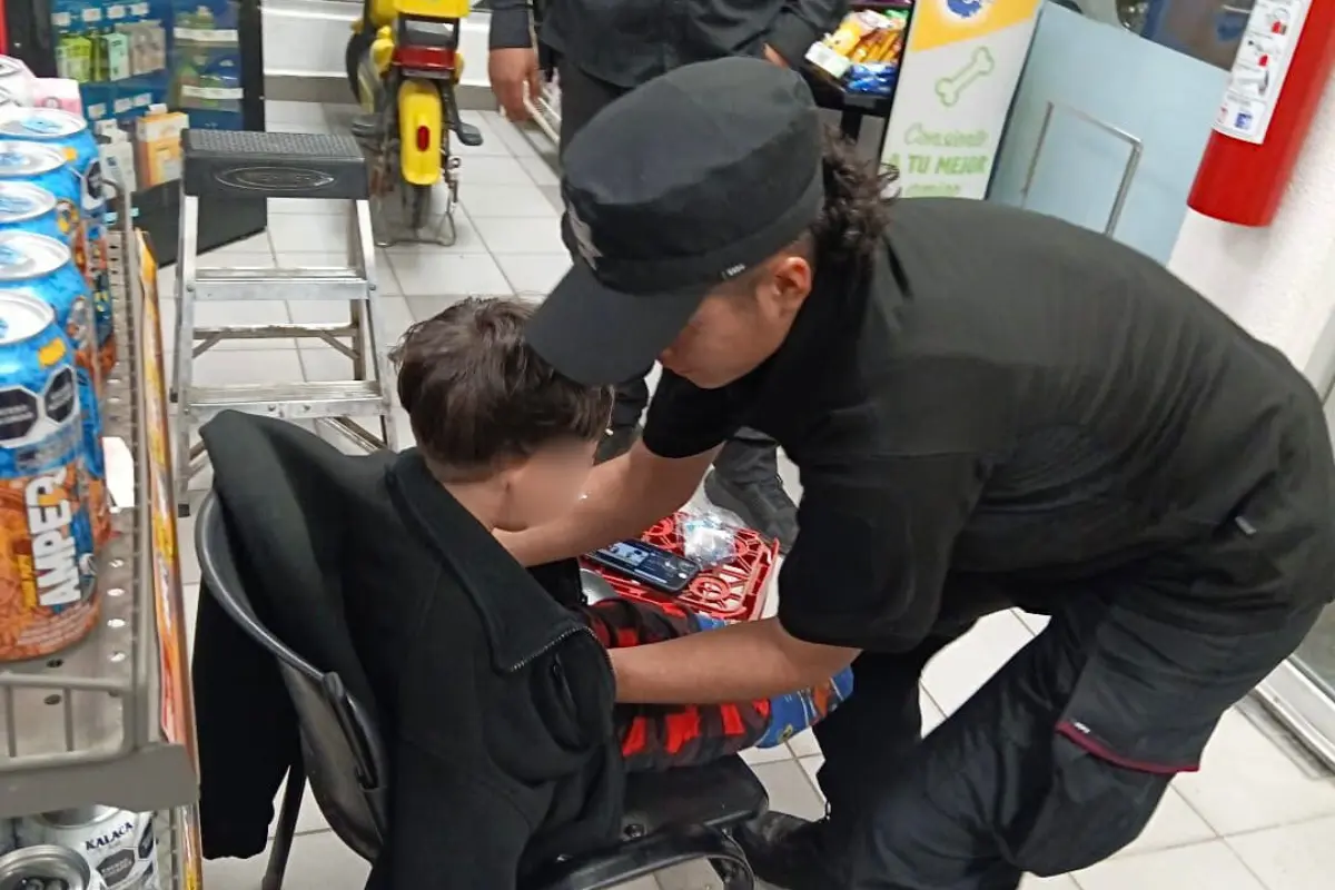 Aparece niño de tres años solo en las calles de Tampico herido y con hipotermia. Foto: SSP