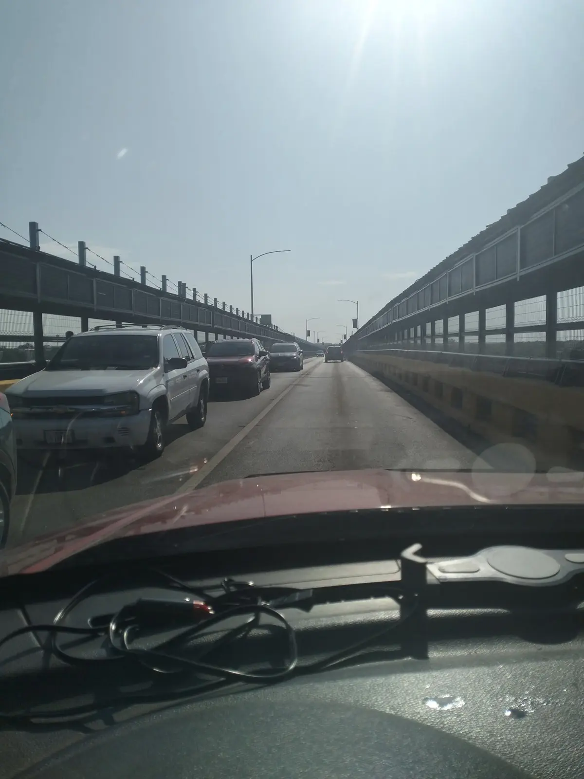 Así se llega a ver el cruce internacional Piedras Negras - Eagle Pass en sus puentes internacionales / Foto: Myriam Rodriguez