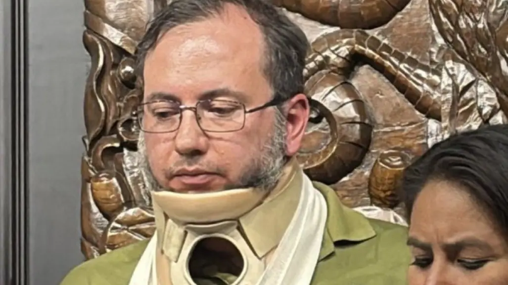 ¿Quién es Emiliano González, el asesor de Fernández Noroña que fue golpeado por Alito Moreno?