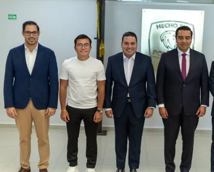 Félix Arratia presenta avances de Juárez en foro de la UANL