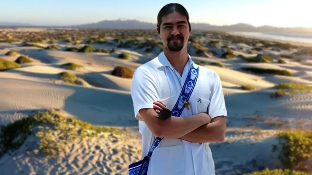 ¿Quién es Jhon Moreno, activista señalado por daños a dunas en Todos Santos?