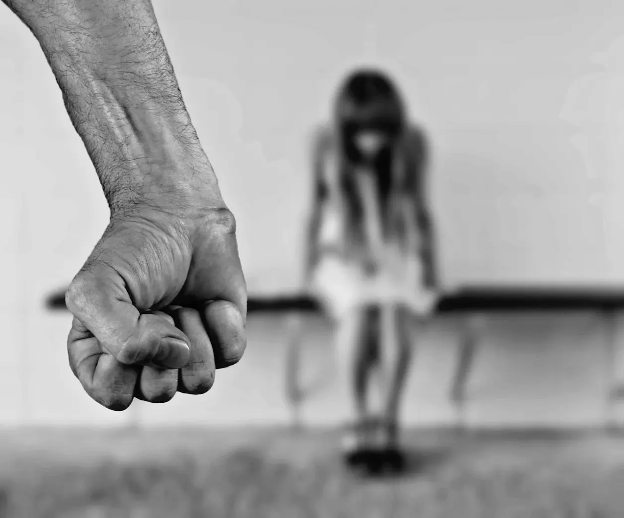 Detrás de cada número hay una historia de dolor, familias enlutadas y una exigencia que no se apaga: justicia y seguridad para las mujeres. Foto: Freepik