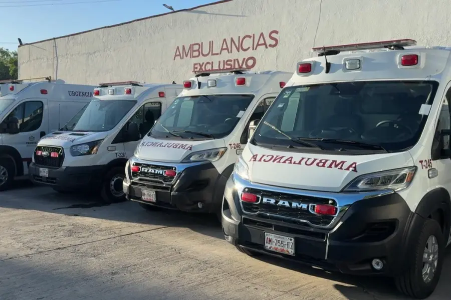 Recibe ISSSTE Tamaulipas 30 ambulancias nuevas para fortalecer la atención médica