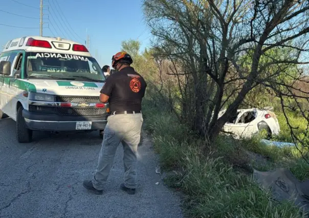 Trágica volcadura en Ciénega de Flores deja 5 muertos y 2 lesionados