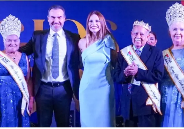 Adrián de la Garza celebra a los adultos mayores en el evento Regios de Oro