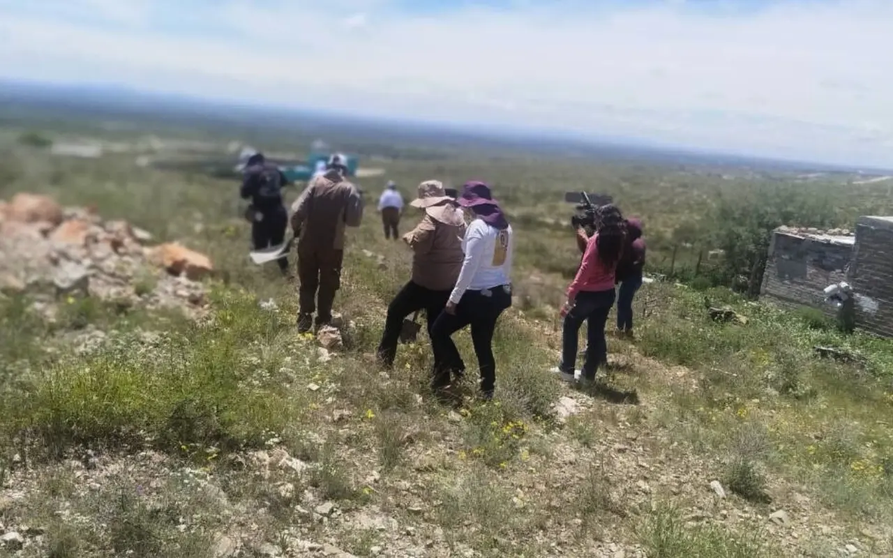 Colectivo Siguiendo tu Rastro con Amor de Zacatecas en trabajos de prospección. Foto: Facebook (Colectivo Siguiendo tu Rastro con Amor Zacatecas)