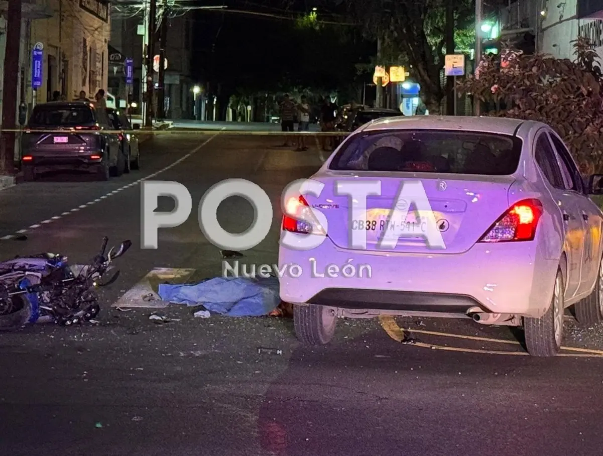 El accidente del motociclista en el centro de Monterrey pone nuevamente en evidencia la importancia de la precaución y respeto a las normas viales. Foto: POSTA.