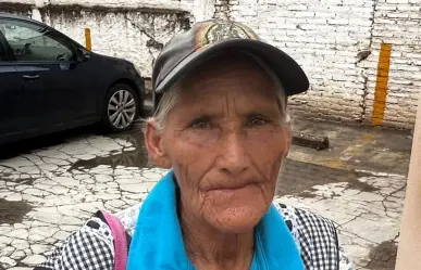 Amada enviudó hace 7 años, hoy pide dinero en las calles de Durango para comer