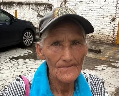 Amada enviudó hace 7 años, hoy pide dinero en las calles de Durango para comer