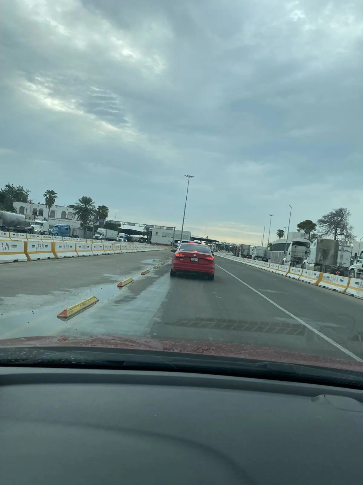 Asi se ve el inicio del cruce fronterizo en Piedras Negras - Eagle Pass / Foto: Elizabeth K-rn