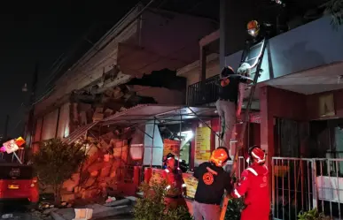 Explosión en negocio deja al menos 2 heridos y daños en Monterrey