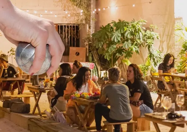El secreto mejor guardado del centro de Mérida: juegos, mezcal y petanca