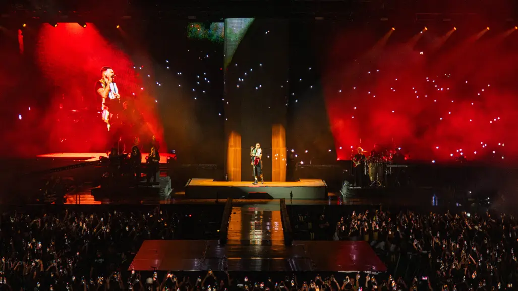 Rels B enciende con su ritmo la Arena Monterrey