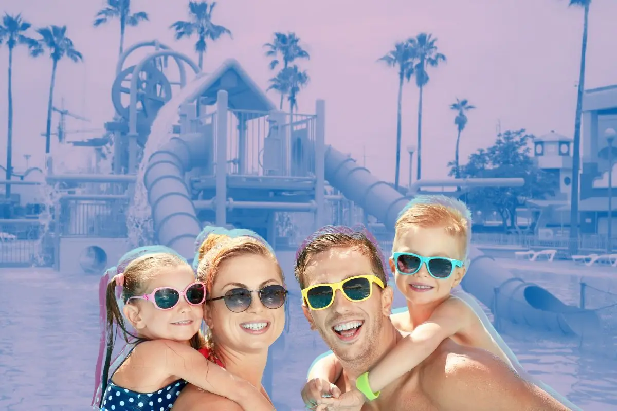 Familia en traje de baño y lentes de sol Foto: Canva