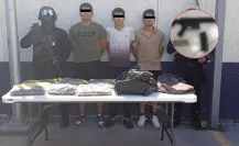 Policía de Monterrey asegura droga y arma larga; tres jóvenes fueron detenidos