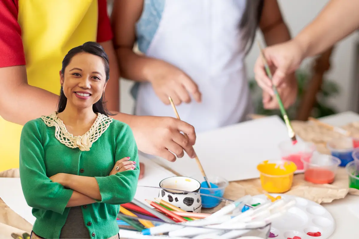 Más de 150 mil alumnos y alumnas de todos los niveles básicos en Baja California Sur, regresan a las actividades escolares. Fotos Ilustrativas: Canva.