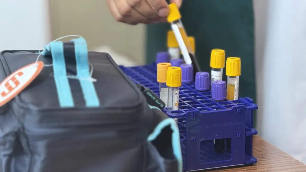 IMSS-Bienestar acerca análisis clínicos a comunidades del Edomex con Laboratorio en tu Clínica