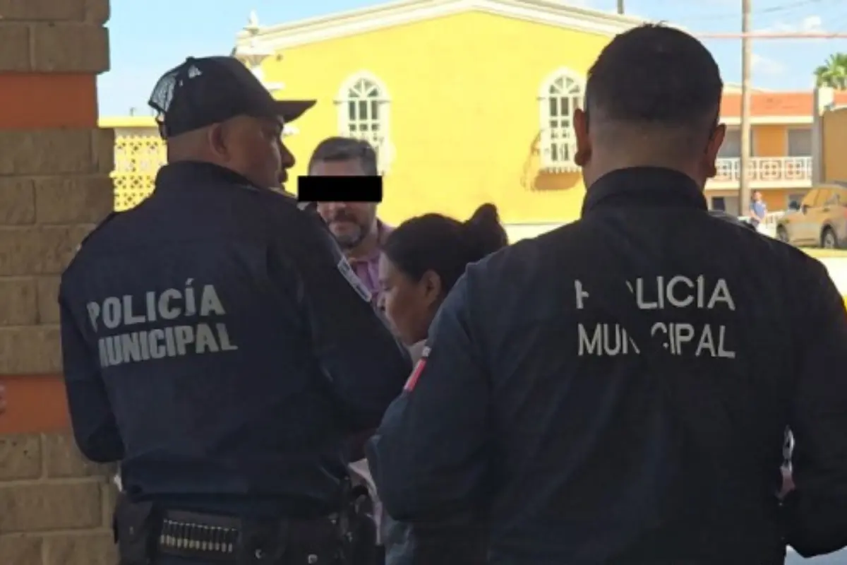 De acuerdo con testimonios, la dinámica implicaba el pago de 100 pesos semanales y la entrega de papelería con datos personales./Foto: Redes Sociales