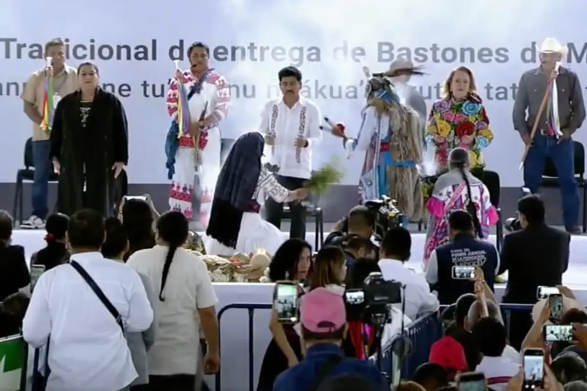 Entrega de bastón de mando a los ministros de la Suprema Corte Foto: SCJN