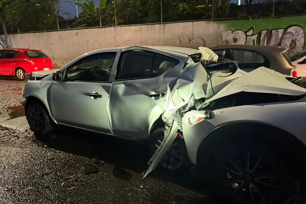 Accidente en la avenida Gran Canal del Desagüe, en la alcaldía Gustavo A. Madero    Foto: Ramón Ramírez
