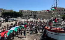La flotilla humanitaria rumbo a Gaza regresa a Barcelona por el mal tiempo