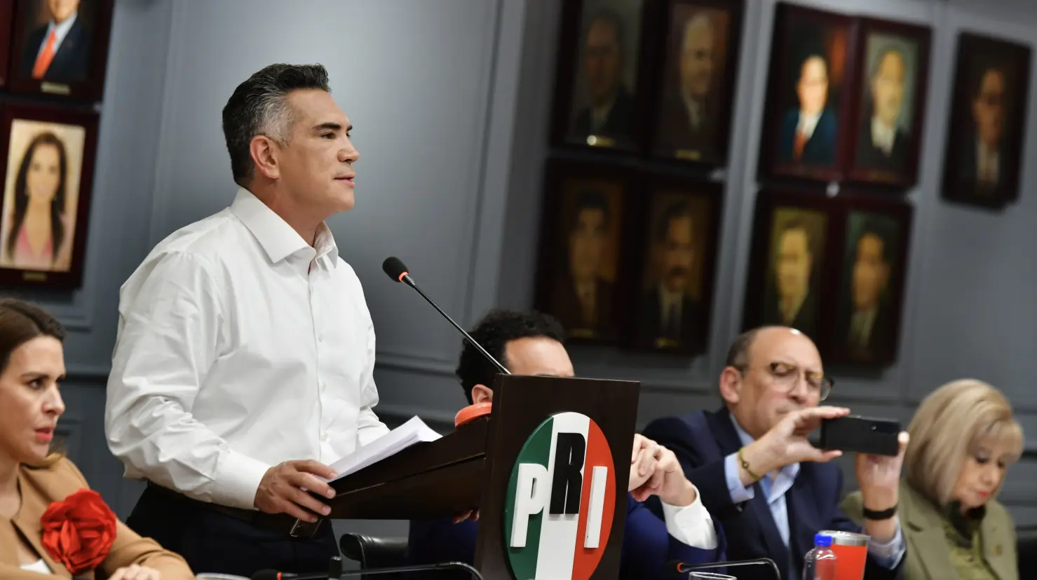 Alejandro Moreno confirma ausencia del PRI la toma de protesta de la nueva SCJN. Foto: X (@alitomorenoc)