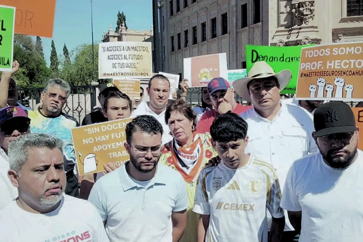 Maestros exigieron seguridad a la SEDU tras la agresión a uno de sus compañeros docentes / Foto: Marco Juárez | Canva