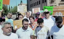 SEDU atenderá propuestas de docentes tras manifestación en Saltillo 